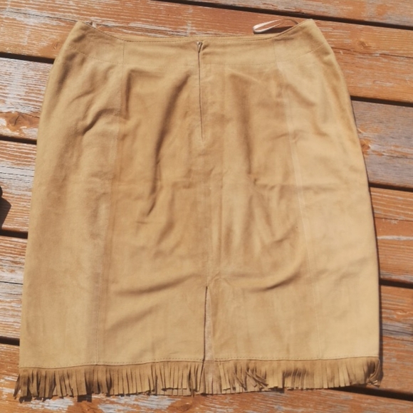 Western Style Suede Mini Skirt with Fringe - Picture 2 of 4